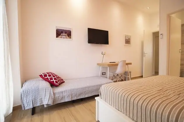 Tek Büyük Yataklı Oda (Vanvitelli)