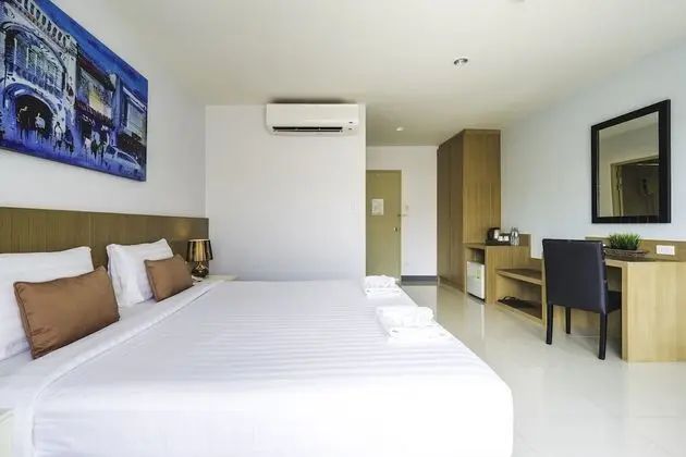 Deluxe Tek Büyük Yataklı Oda