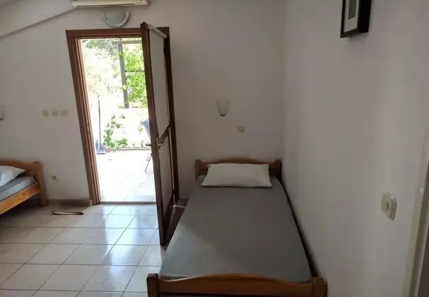 Apart Daire (Var - with nice garden - A3(2+2))