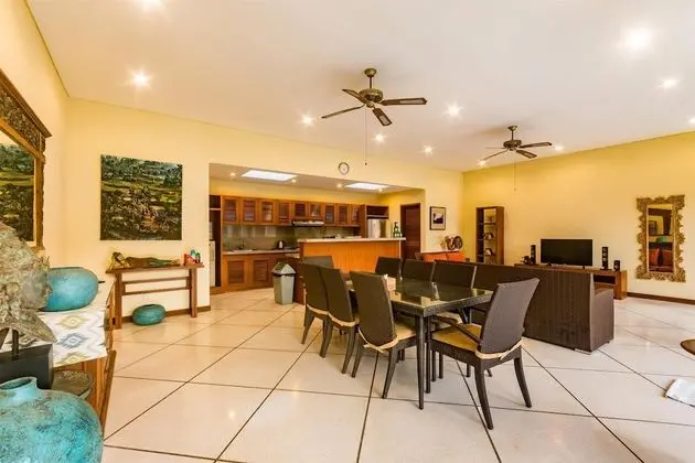 Villa, 4 Yatak Odası