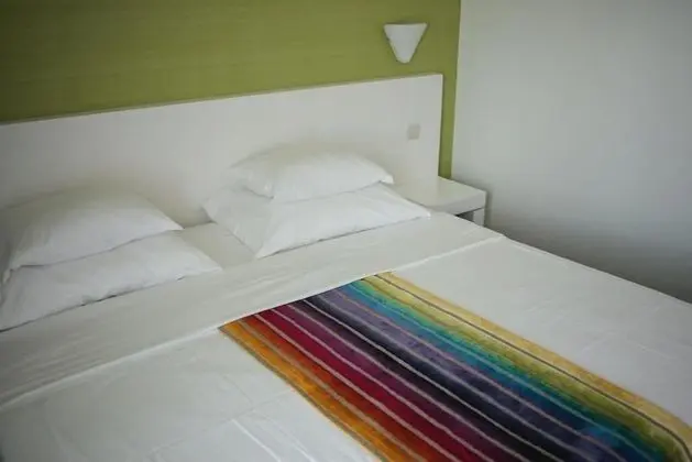 Economy Tek Büyük Yataklı Oda