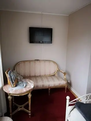 Basic Tek Büyük Yataklı Oda