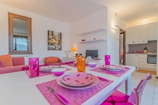 Deluxe Apart Daire, Göl Manzaralı