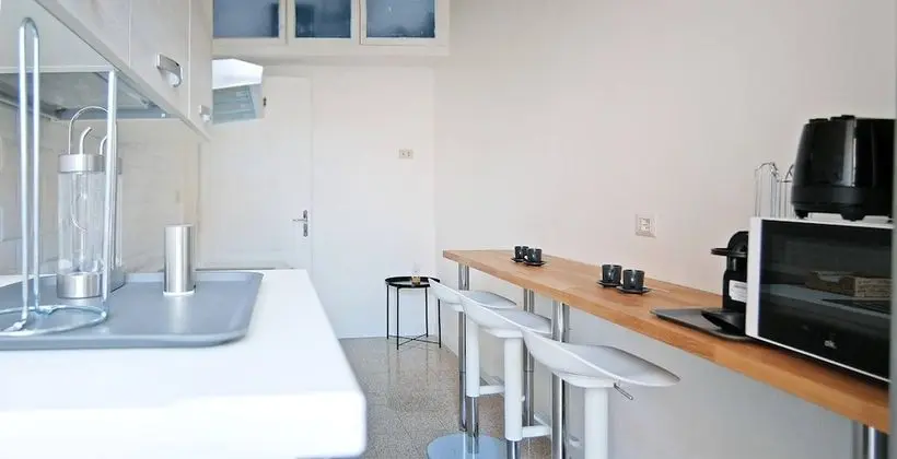 Apart Daire, 2 Yatak Odası, Mikrodalga