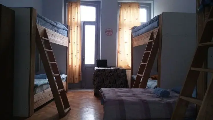 Ortak Ranzalı Oda, Karma Ranzalı Oda, Şehir Manzaralı (8 beds)