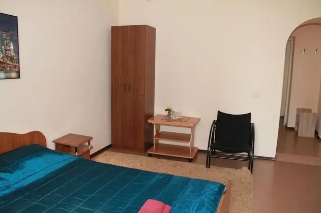 Standard Tek Büyük veya İki Ayrı Yataklı Oda, Ortak Banyo