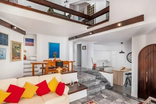 Ev (Varija - 10 M from the beach - H(6))