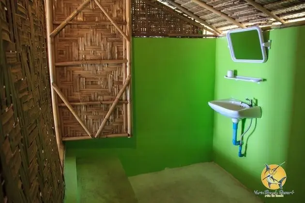 Bamboo Bungalow with Fan