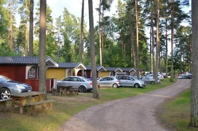 Basic Kulübe, Ortak Banyo