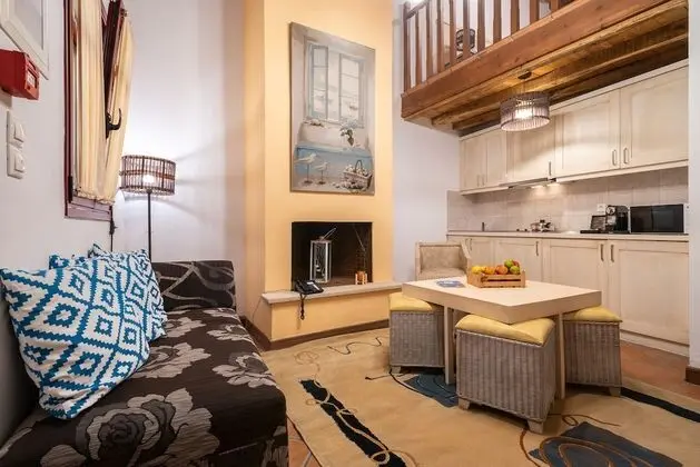 2 Bedroom Master Suite