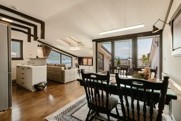 Panoramic Çatı Katı Süiti (Penthouse)