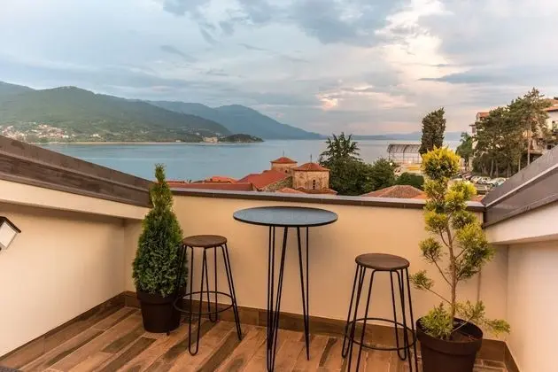 Panoramic Çatı Katı Süiti (Penthouse)