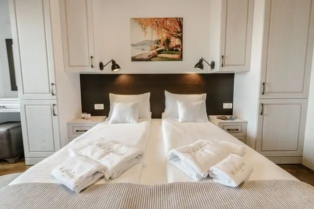 Tek Büyük Yataklı Oda, Göl Manzaralı