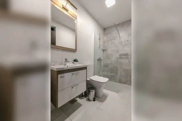 Tek Büyük Yataklı Oda, Göl Manzaralı