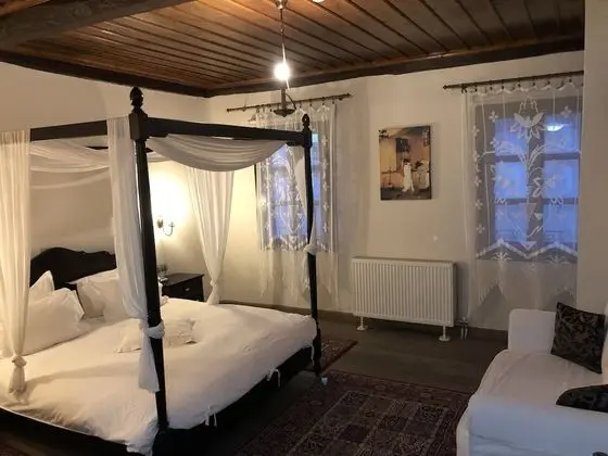 Tek Büyük Yataklı Oda
