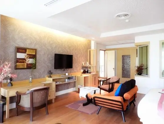 Executive Suite