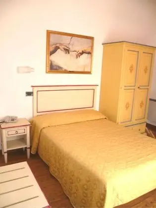 Economy Tek Büyük Yataklı Oda