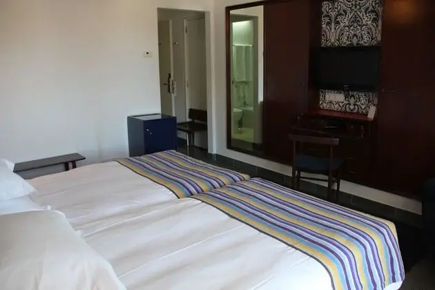 Tek Büyük Yataklı Oda, Balkon, Şehir Manzaralı