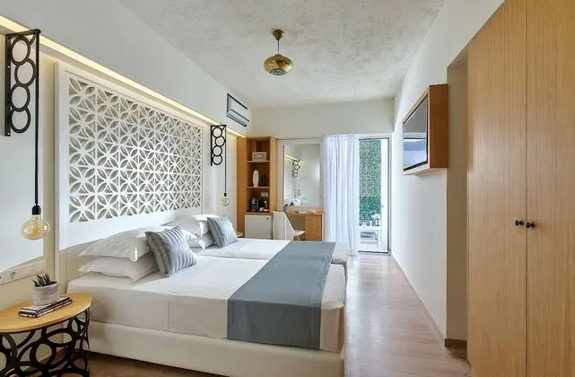 Superior Oda, Kısmi Deniz Manzaralı