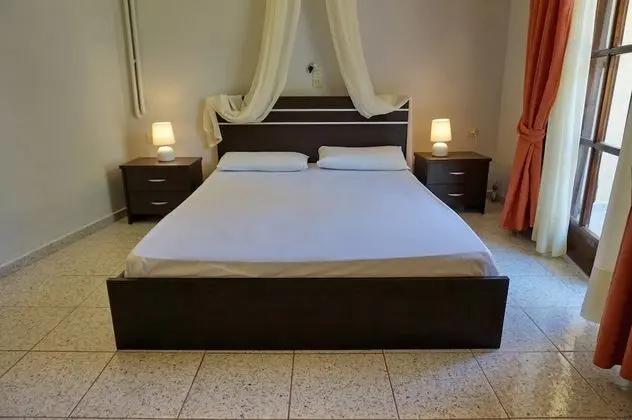 Economy Tek Büyük Yataklı Oda, Bahçe Manzaralı