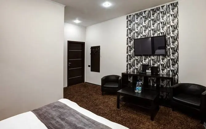 Comfort Tek Büyük veya İki Ayrı Yataklı Oda