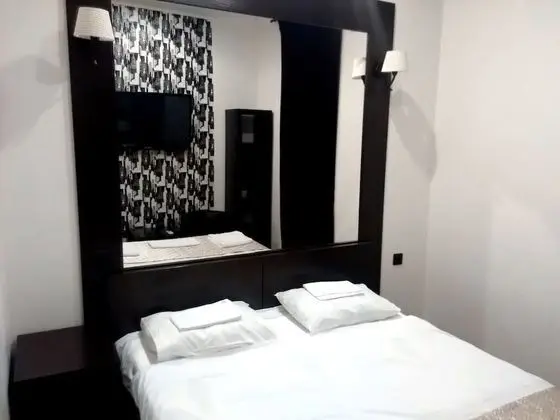 Comfort Tek Büyük veya İki Ayrı Yataklı Oda