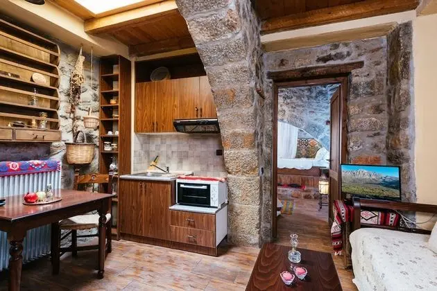 Kır Evi, Dağ Manzaralı