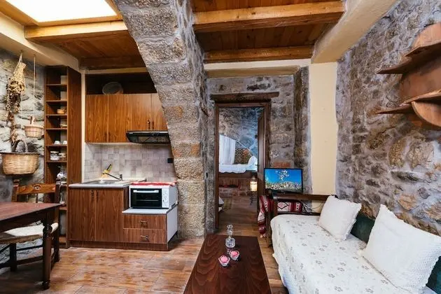 Kır Evi, Dağ Manzaralı