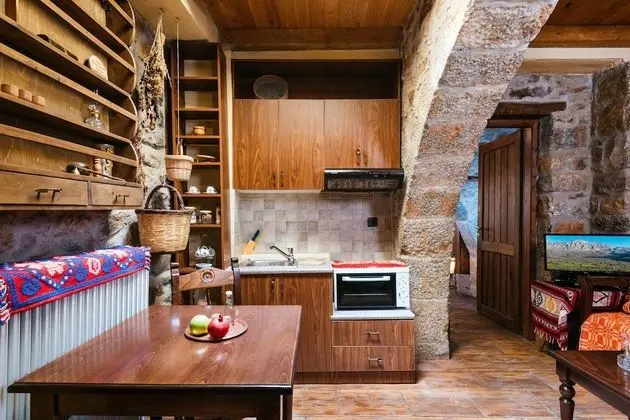 Kır Evi, Dağ Manzaralı