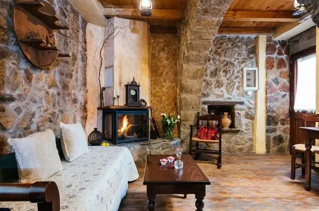 Kır Evi, Dağ Manzaralı