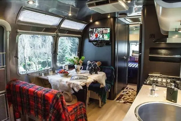 Tek Büyük Yataklı Oda (Airstream)