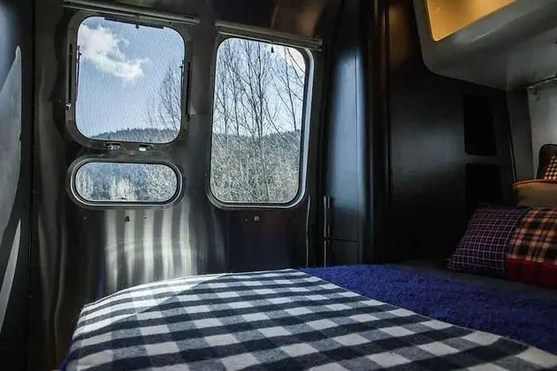 Tek Büyük Yataklı Oda (Airstream)