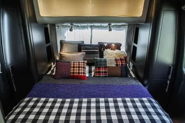 Tek Büyük Yataklı Oda (Airstream)