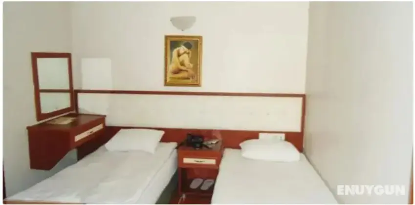 Ekonomik İki Ayrı Yataklı Oda
