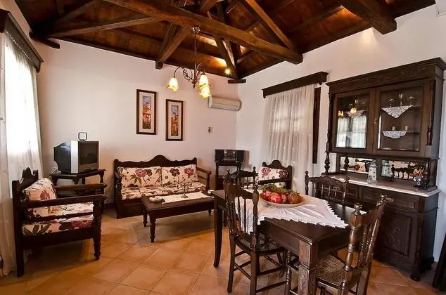 Grand Villa