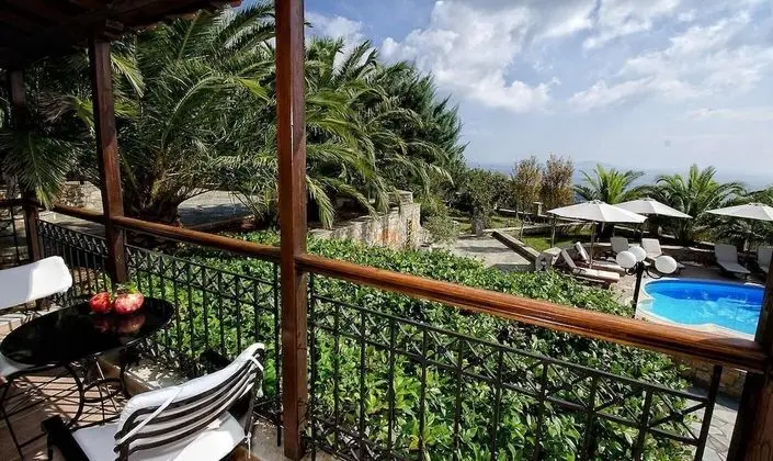 Grand Villa