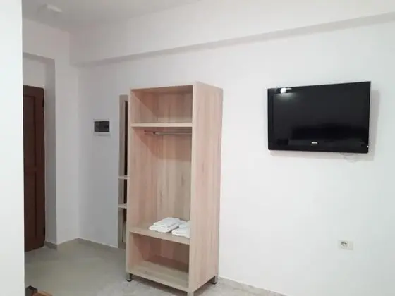 Tek Büyük Yataklı Oda, Balkon