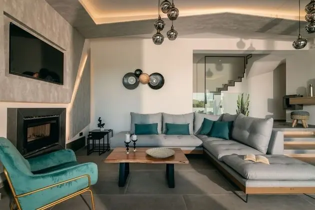 Deluxe Villa
