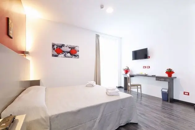 Standard Tek Büyük Yataklı Oda