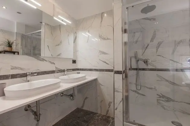 Junior Apart Daire, 2 Yatak Odası, Sigara İçilmez, Banyolu/Duşlu