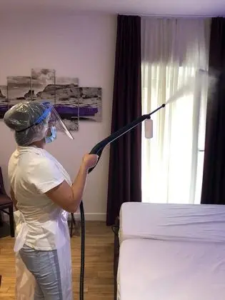 Deluxe Tek Büyük Yataklı Oda, Balkon