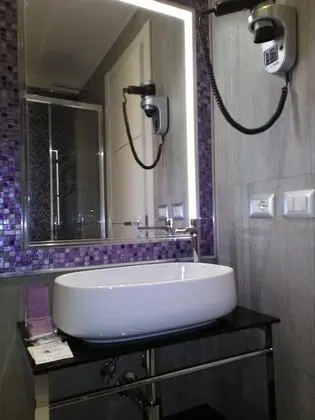 Deluxe Tek Büyük Yataklı Oda, Balkon