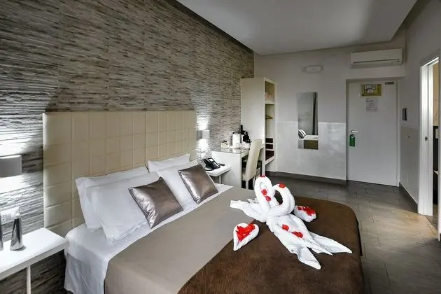 Superior Tek Büyük Yataklı Oda