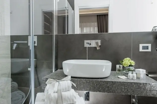 Üç Kişilik Oda, Balkon