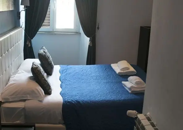 Classic Üç Kişilik Oda