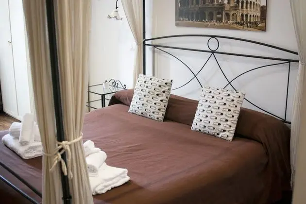 Classic Üç Kişilik Oda