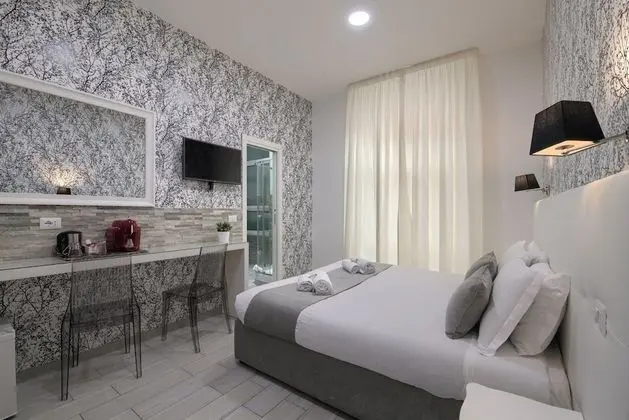 Superior Tek Büyük veya İki Ayrı Yataklı Oda