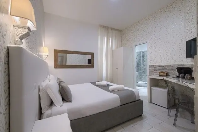 Superior Tek Büyük veya İki Ayrı Yataklı Oda