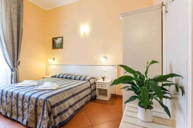 Tek Büyük veya İki Ayrı Yataklı Oda