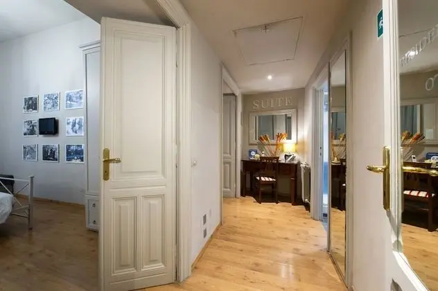 Süit, 2 Yatak Odası, Bağlantılı Odalar